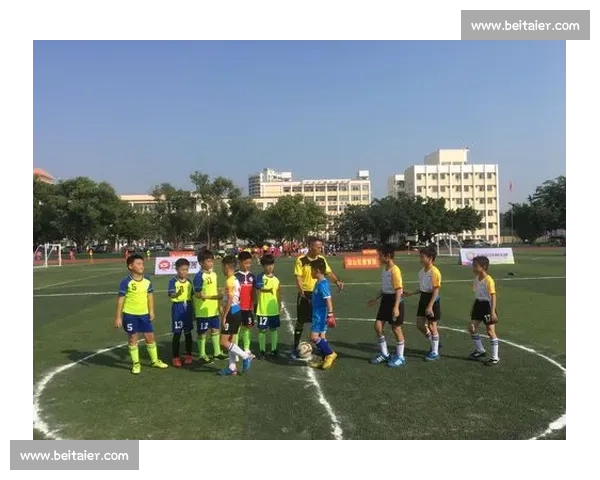 穗安街超 U10 决赛巡礼:晨诚龙队 VS 龙归小学,少年绿茵巅峰战