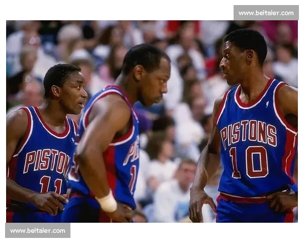 乔丹与活塞铁血对决下的王者蜕变与时代碰撞史诗篮球王朝的残酷试炼记 乔丹与活塞铁血对决下的王者蜕变与时代碰撞史诗篮球王朝的残酷试炼记